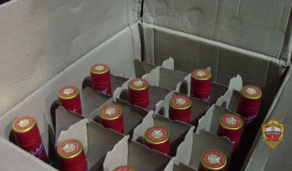 Сотрудники УВД по ЮАО изъяли из оборота более 4 тысяч бутылок немаркированной алкогольной продукции